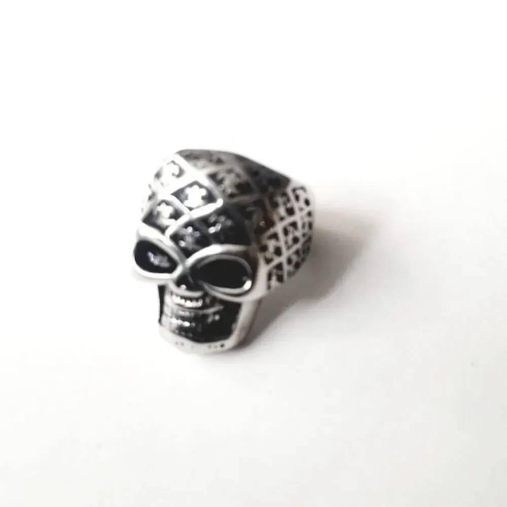 Men’s 316L stainless‎ steel skull silver hypoallergenic biker ring size 13